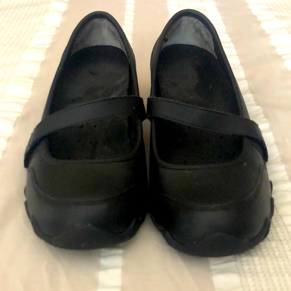Skechers Work,  Size 7 1/2, in Black
